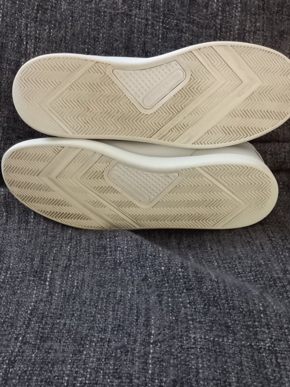 TORY BURCH  9.5M Howell Court Low Top Lace Up Sneaker In Titanium White - Picture 9 of 16